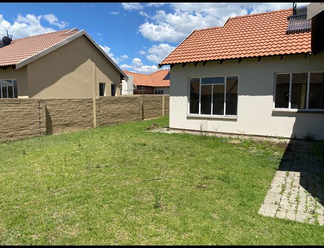 3 BEDROOM HOUSE FOR SALE IN WATERKLOOF EAST